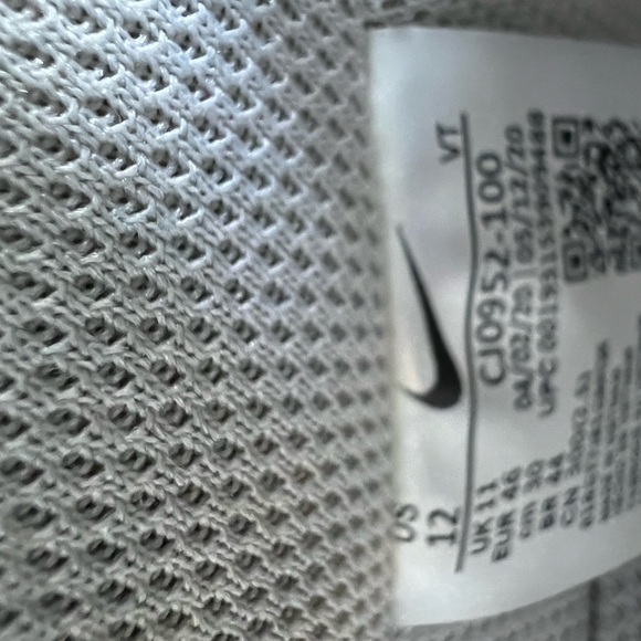 Nike Men's Air Force One - Picture 3 of 3